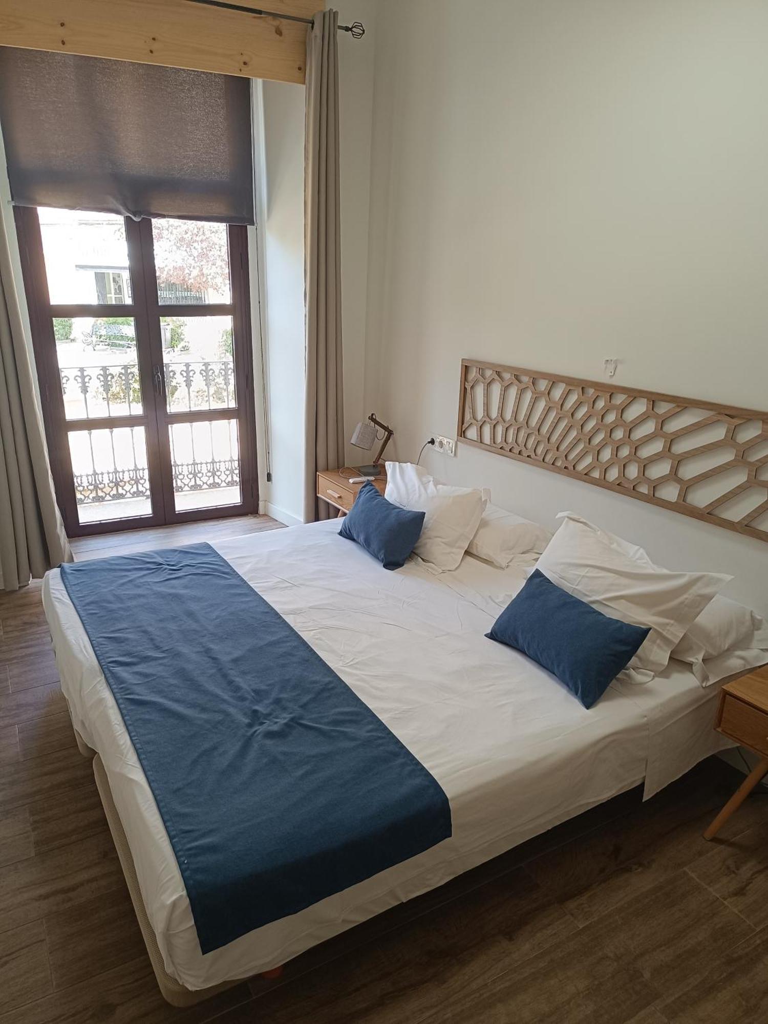 Apartamentos Al-Qazeres Luxury La Concepcion Caces 외부 사진